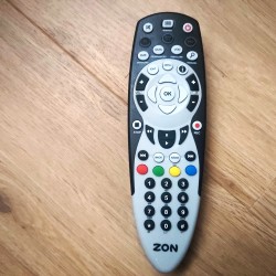 Comando Zon URC6025R01-12