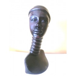 Busto em Ébano da Tanzânia